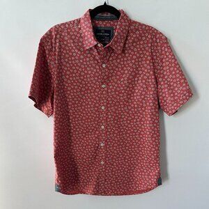 Nickel & Iron Red w/ Blue Star Pattern Large Men's Short Sleeve Shirt